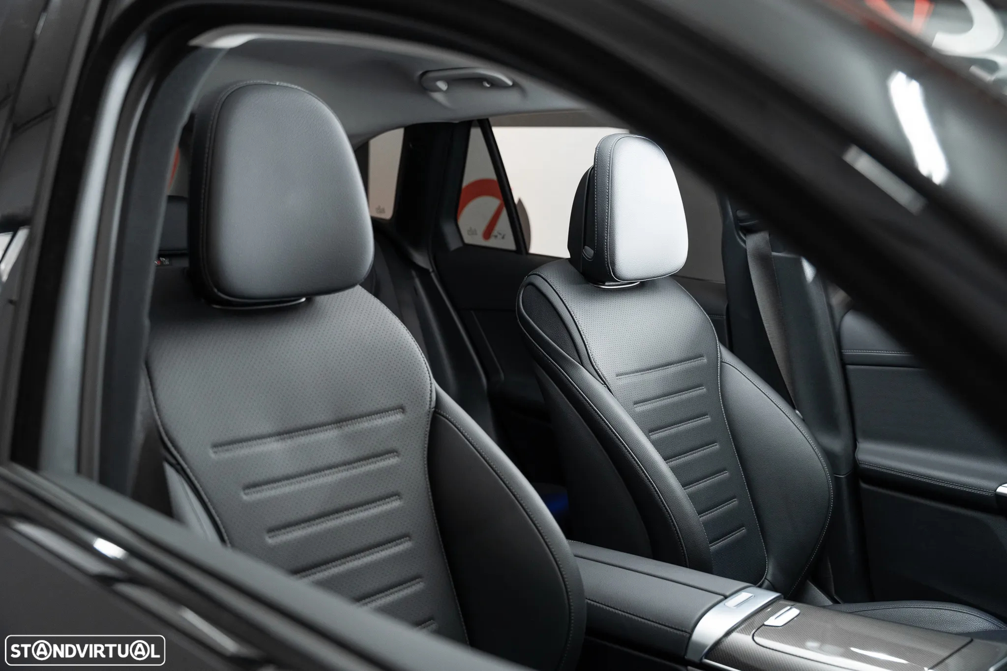Mercedes-Benz GLC 300 de 4Matic - 34