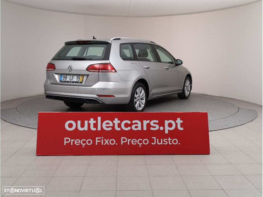 VW Golf Variant 1.6 TDi Confortline DSG - 2