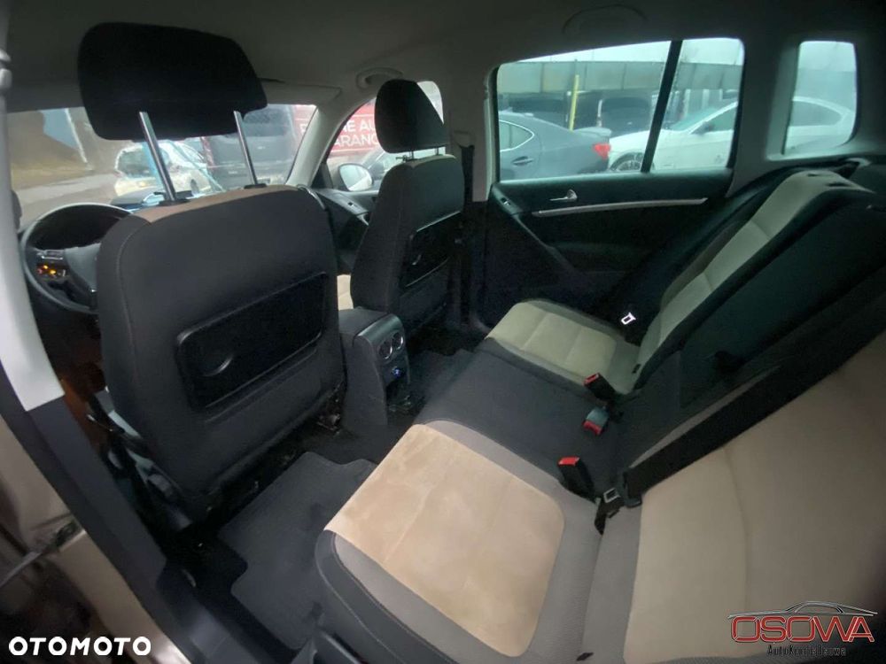 Volkswagen Tiguan - 23