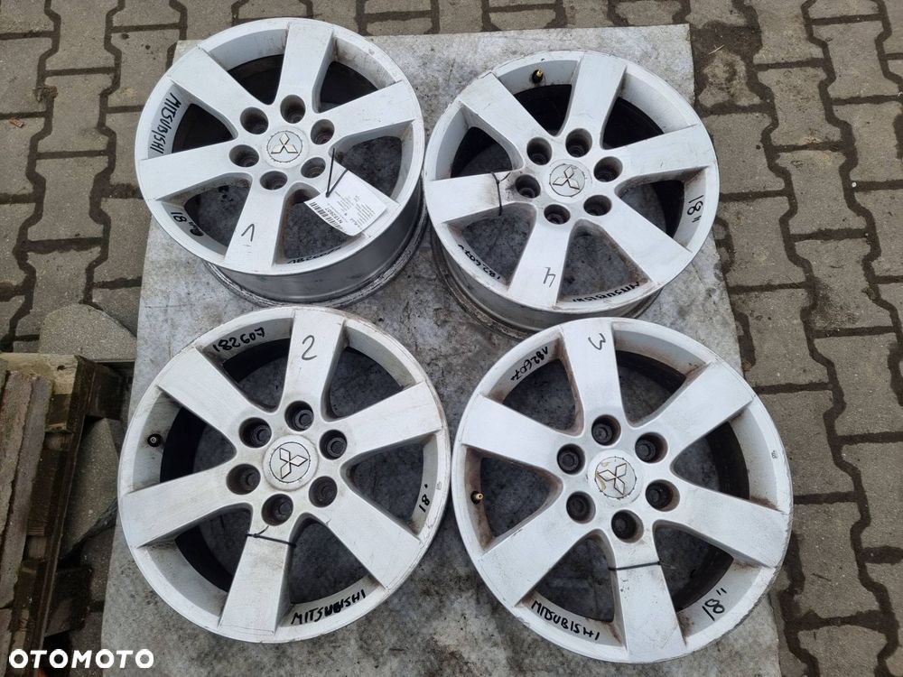 FELGA ALUMINIOWA 18 MITSUBISHI PAJERO 4 - 1