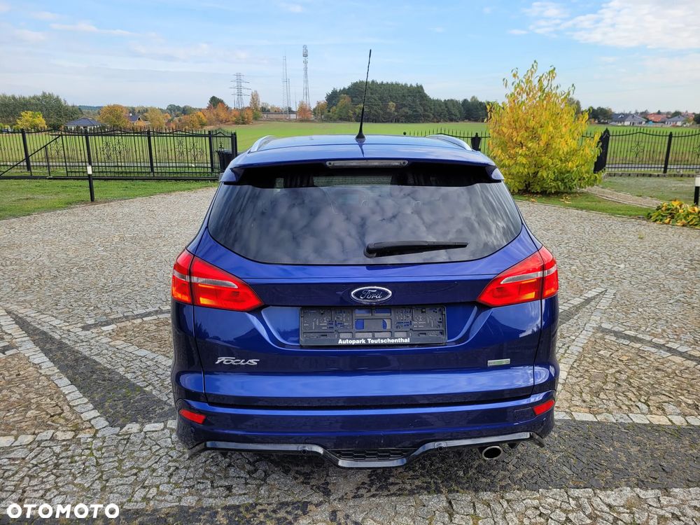 Ford Focus 1.5 EcoBoost STart-Stopp-System ST-LINE - 35