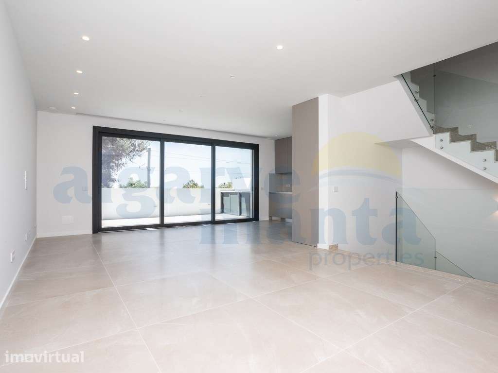 Moradia T4 Nova, em Tavira - Grande imagem: 2/44