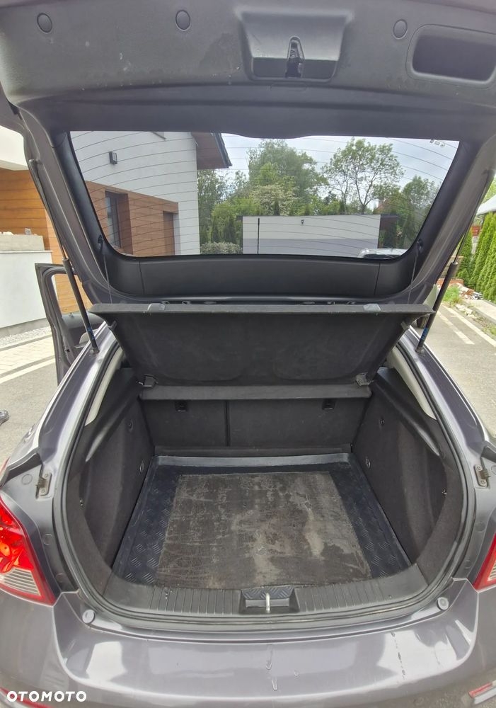 Chevrolet Cruze 1.6 LT+ - 20