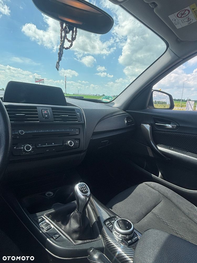 BMW Seria 1 116d - 11