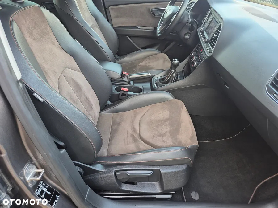 Seat Leon 2.0 TDI X-Perience S&S 4Drive - 29