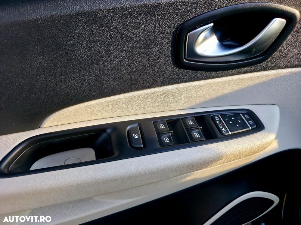 Renault Captur ENERGY TCe Zen - 15