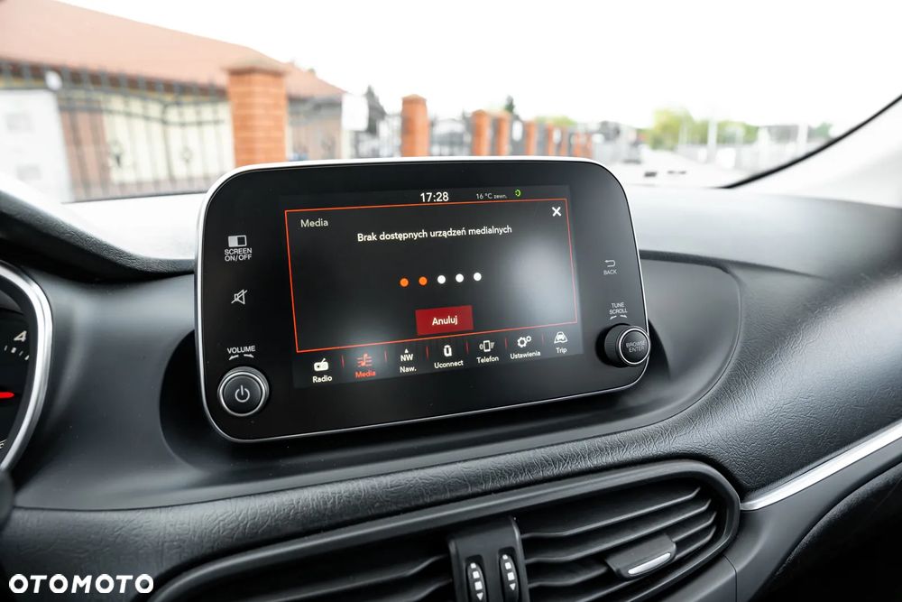 Fiat Tipo 1.6 MultiJet DCT Business Line - 32