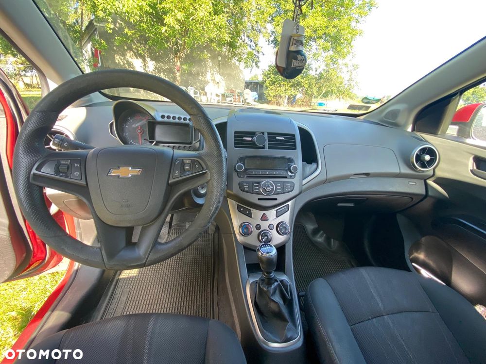 Chevrolet Aveo - 15