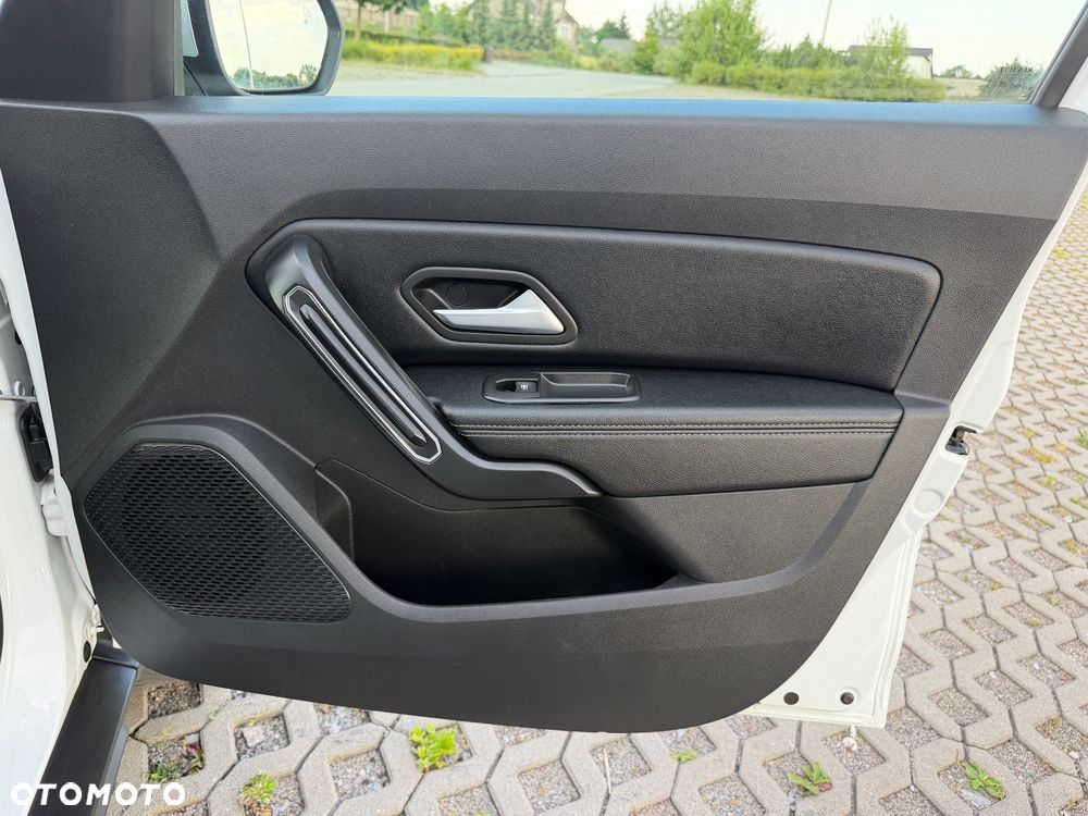 Dacia Duster 1.3 TCe Prestige+ - 36