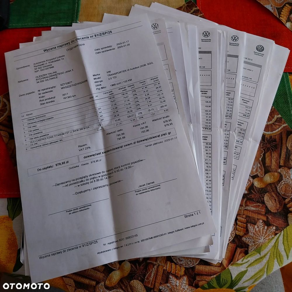 Volkswagen Caravelle - 17