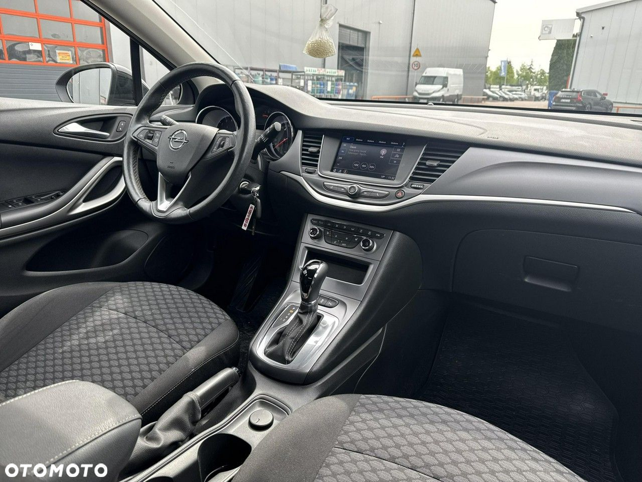 Opel Astra V 1.4 T Edition S&S - 21