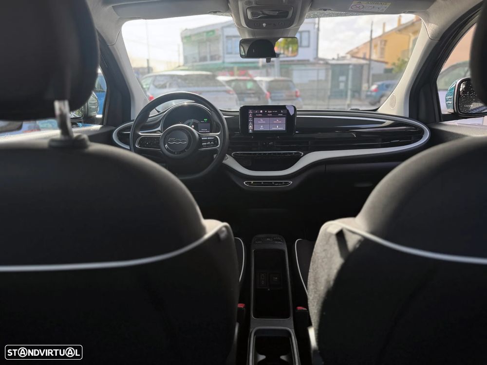 Fiat 500e Action - 3
