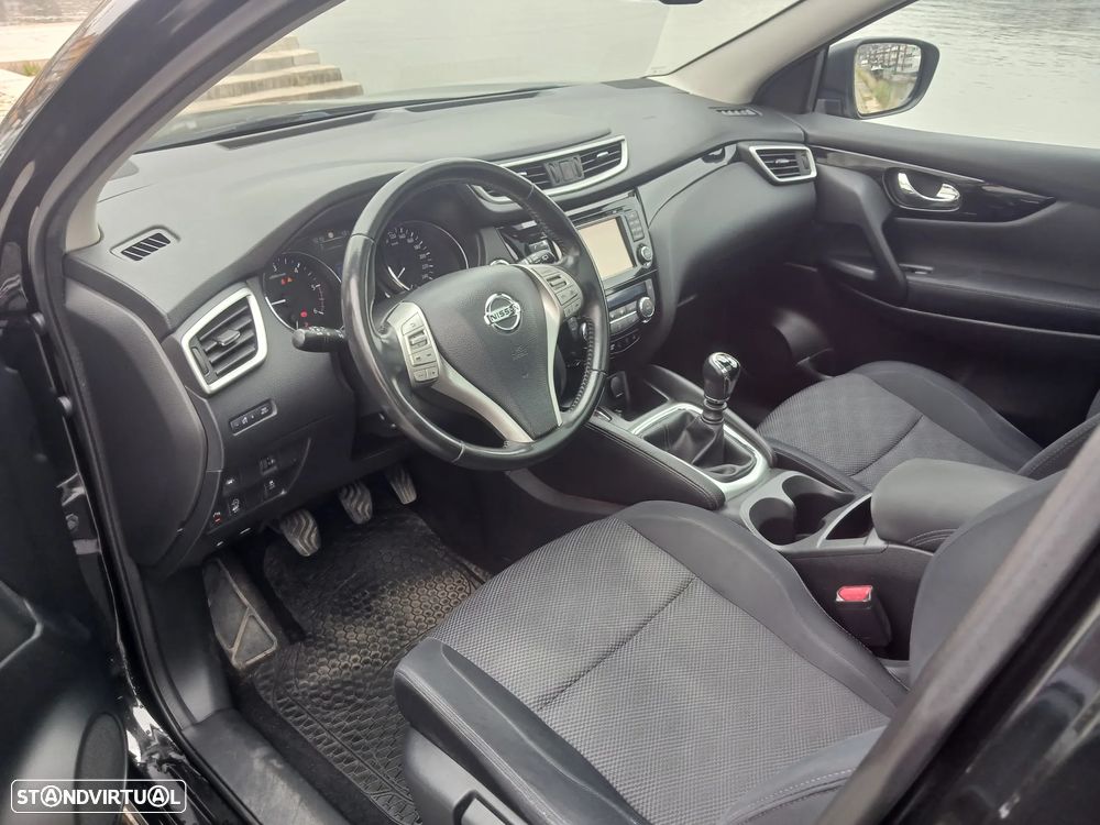 Nissan Qashqai 1.6 dCi N-Connecta 18 - 7