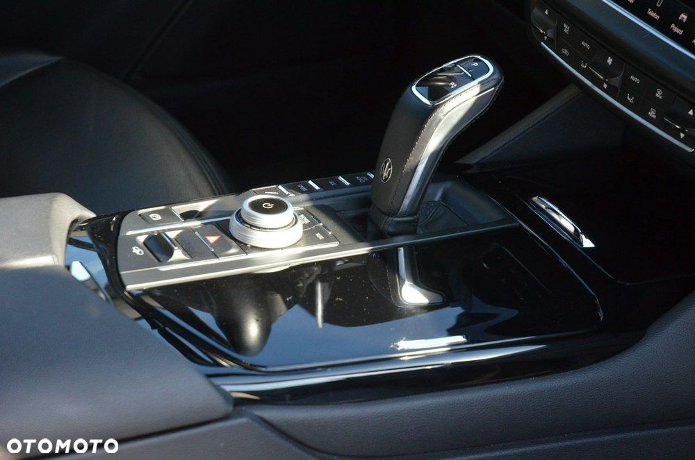 Maserati Levante MHEV Executive - 24