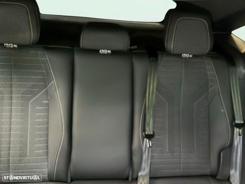 Peugeot 3008 1.2 Hybrid Allure e-DCS6 - 24