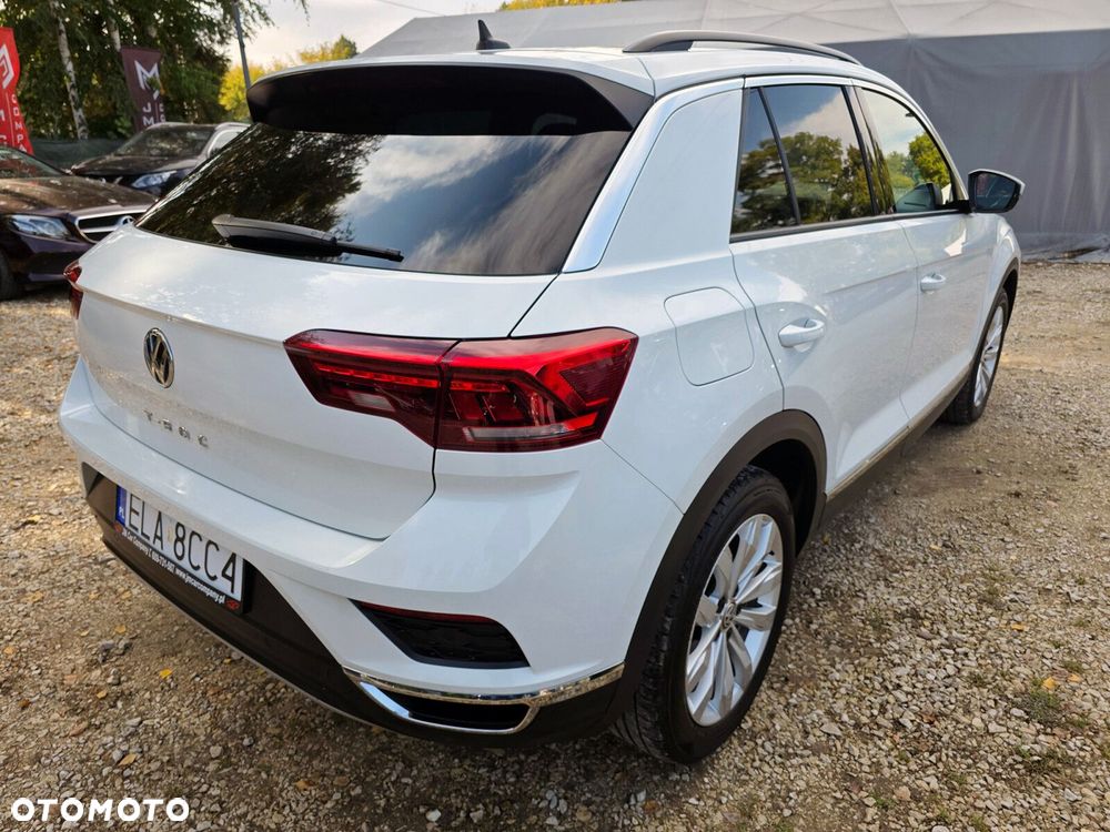 Volkswagen T-Roc - 23