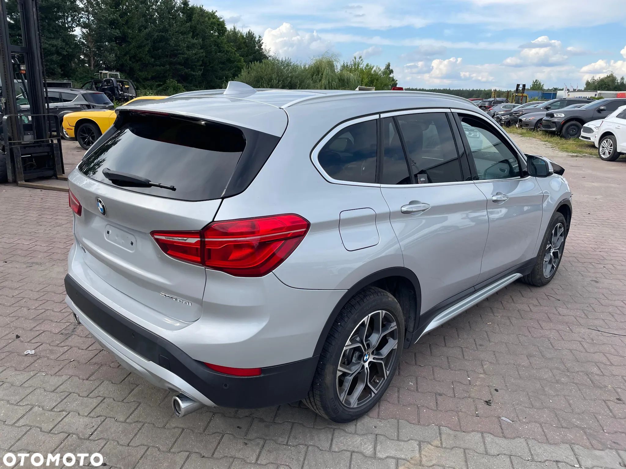 BMW X1 sDrive20i - 1