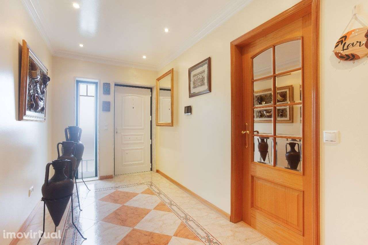 Moradia T4, São Domingos de Rana - Grande imagem: 2/38