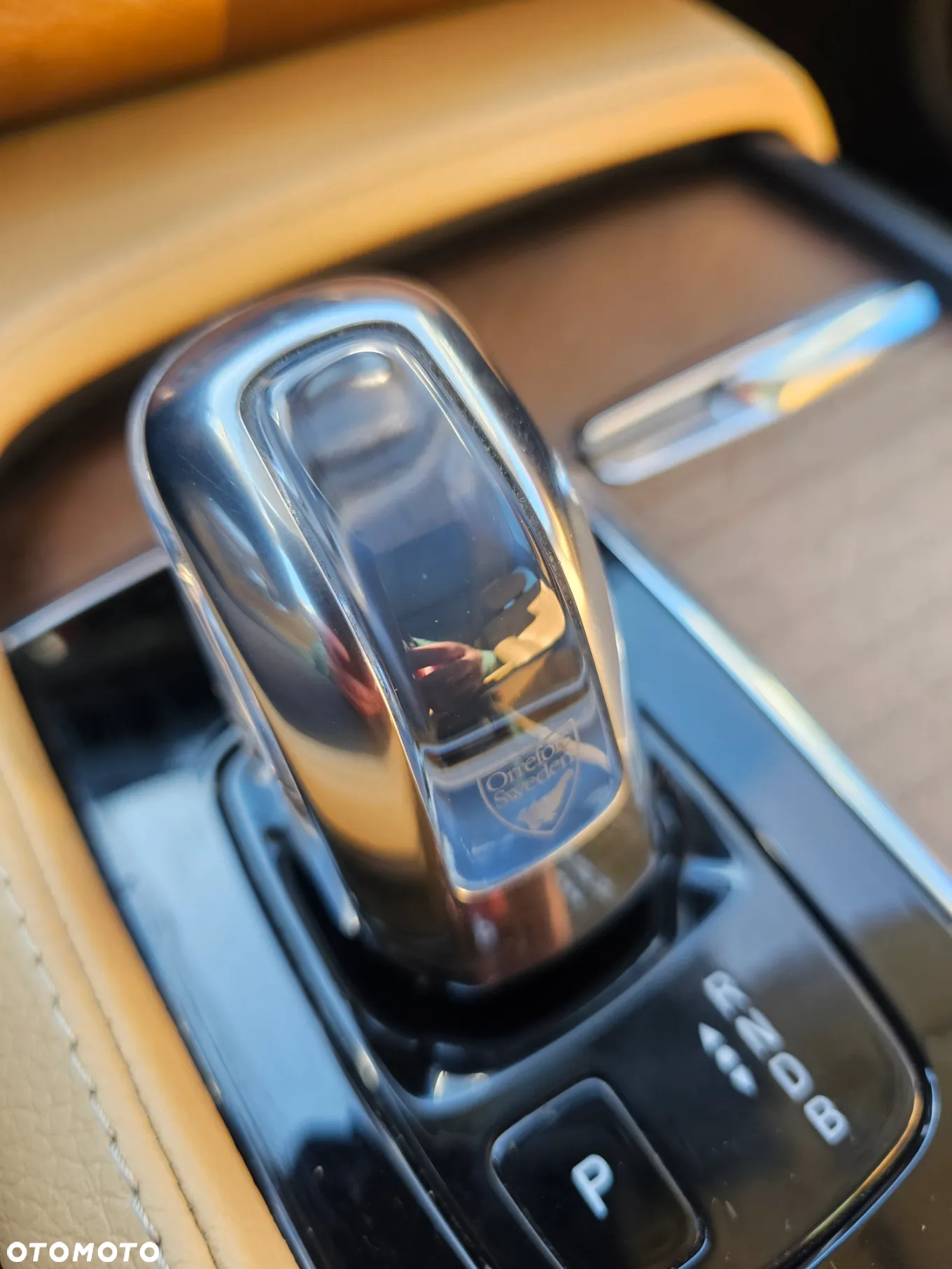 Volvo XC 90 T8 AWD Plug-In Hybrid Momentum 7os - 38