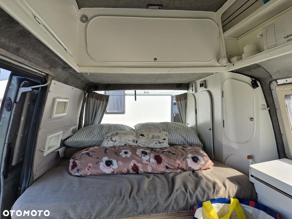 Volkswagen Transporter T4 - 6