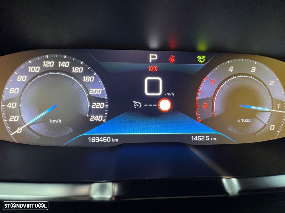 Peugeot 3008 BlueHDi 130 Stop & Start EAT8 Allure - 17