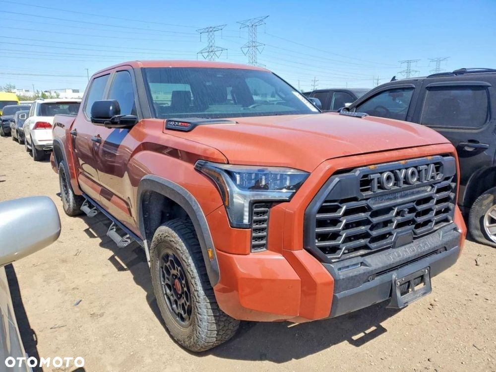 Toyota Tundra - 2