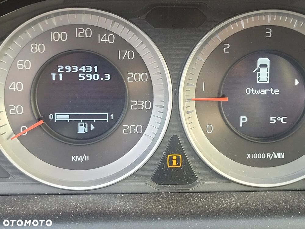 Volvo XC 60 D3 Momentum - 14