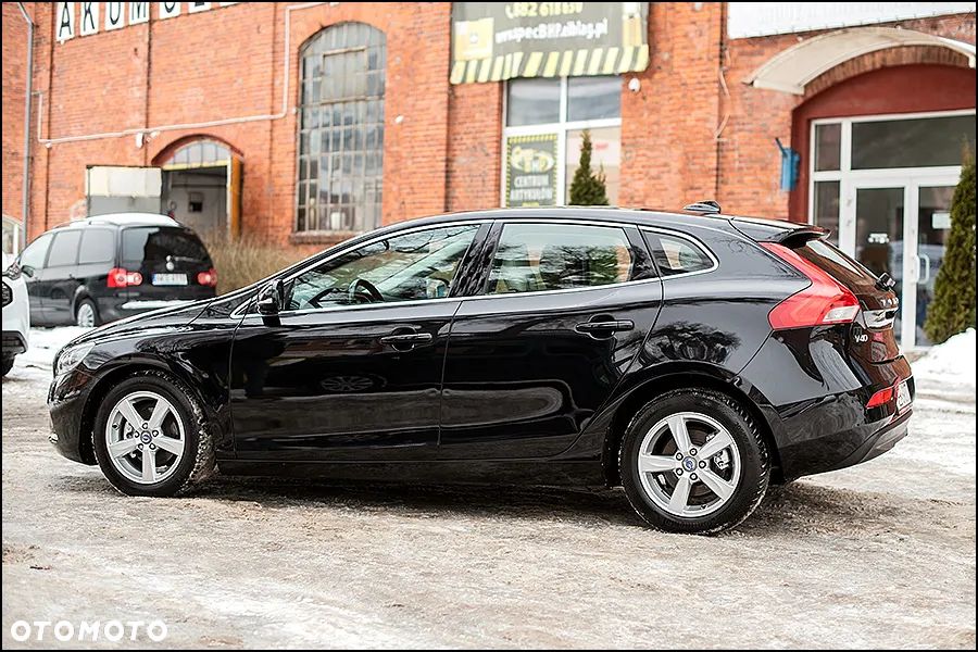 Volvo V40 D2 Summum - 6