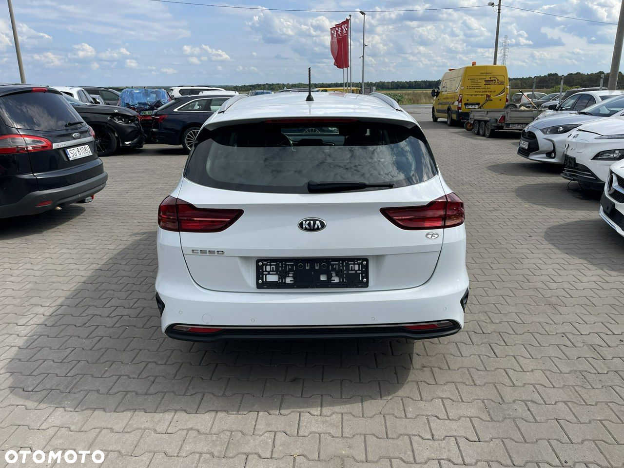 Kia Ceed - 3