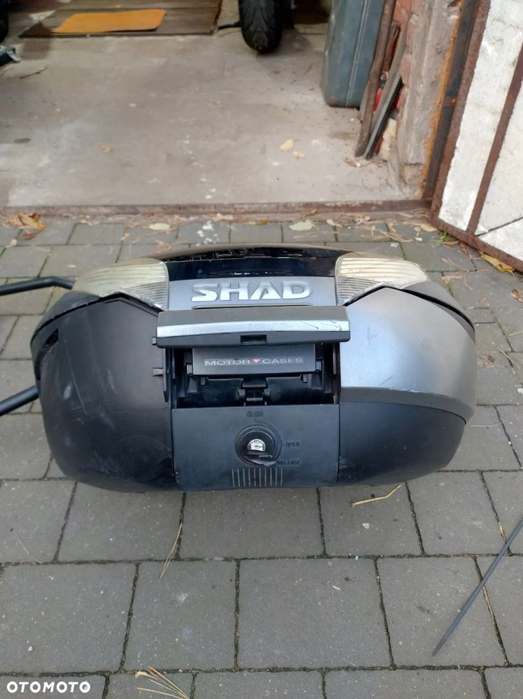 Yamaha FJR  1300 tdm mt tracer kufry siedzenie oryginał siodło bagażnik rączki szyba kufer lusterko zaślepki szyby osłona zaślepki szyby  po 2006 r uchwyt podwyższenie lusterek zadupek zamki kufra zaślepki - 10