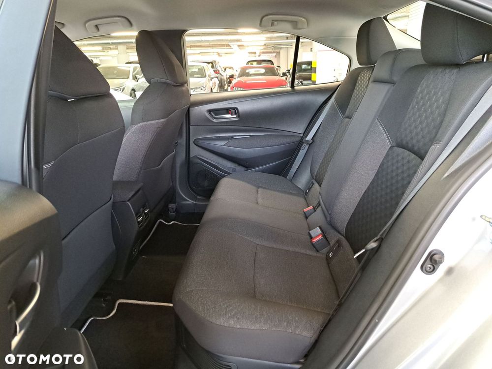 Toyota Corolla 1.8 Hybrid Comfort - 13