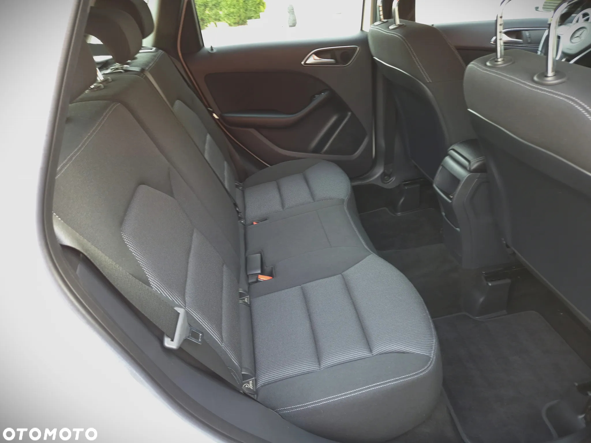 Mercedes-Benz Klasa B 200 BlueEFFICIENCY Edition 1 - 32