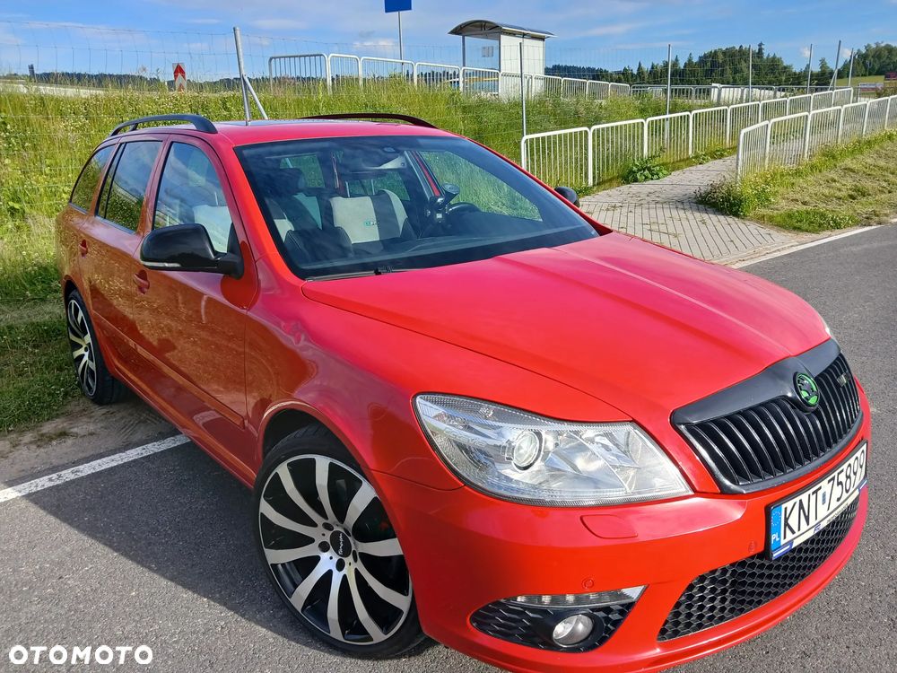 Skoda Octavia 2.0 TDI DPF RS DSG - 2