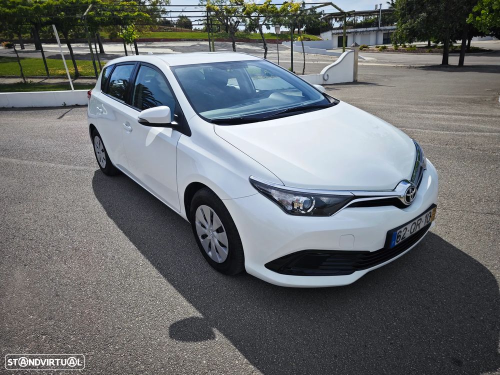 Toyota Auris 1.4 D-4D ACtive+AC - 4