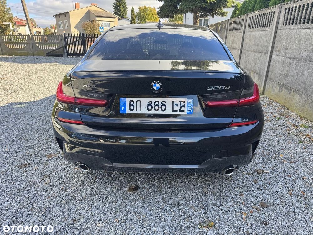 BMW Seria 3 320d xDrive M Sport - 3