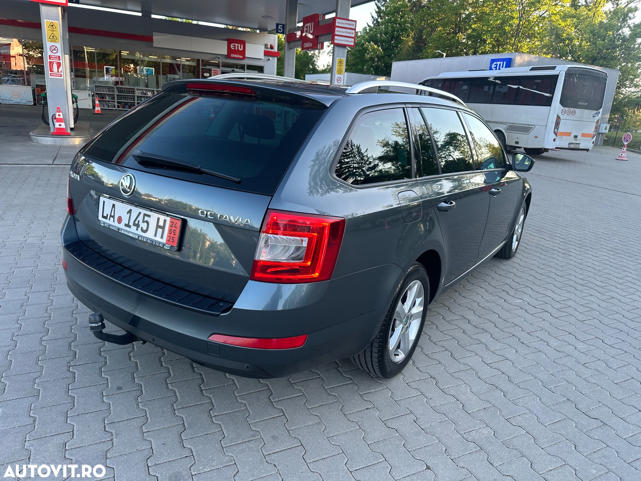 Skoda Octavia 2.0 TDI (Green tec) DSG Ambition - 2