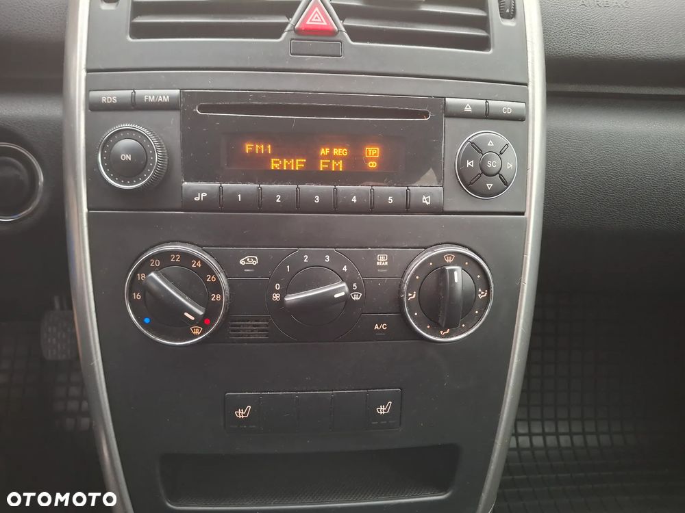 Mercedes-Benz Klasa A 170 Elegance - 19