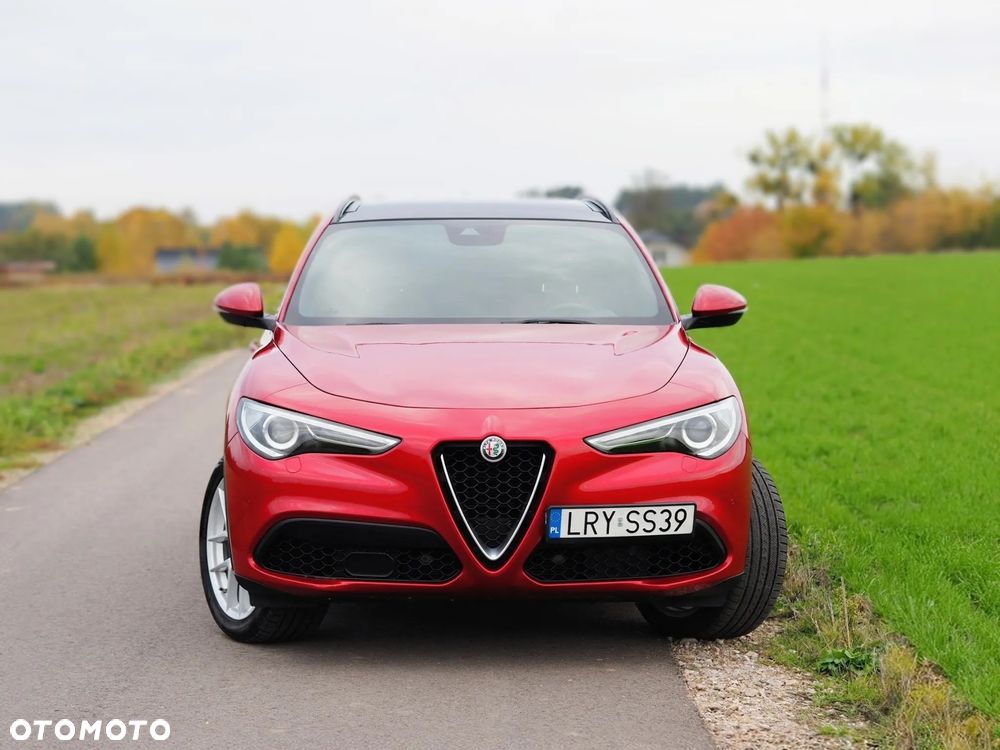 Alfa Romeo Stelvio 2.0 Turbo 16V AT8-Q4 Ti - 28