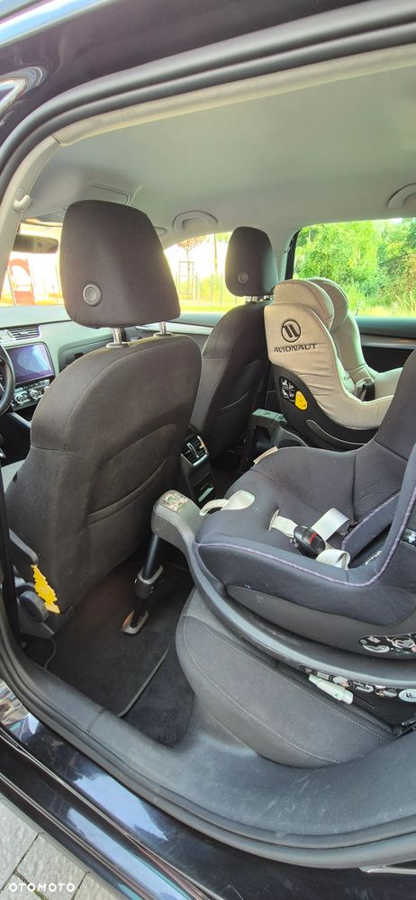 Skoda Octavia 2.0 TDI SCR 4x4 Style DSG - 9