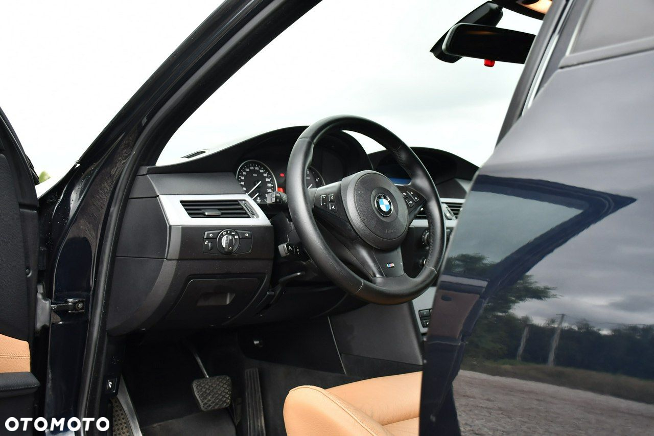 BMW Seria 5 - 29