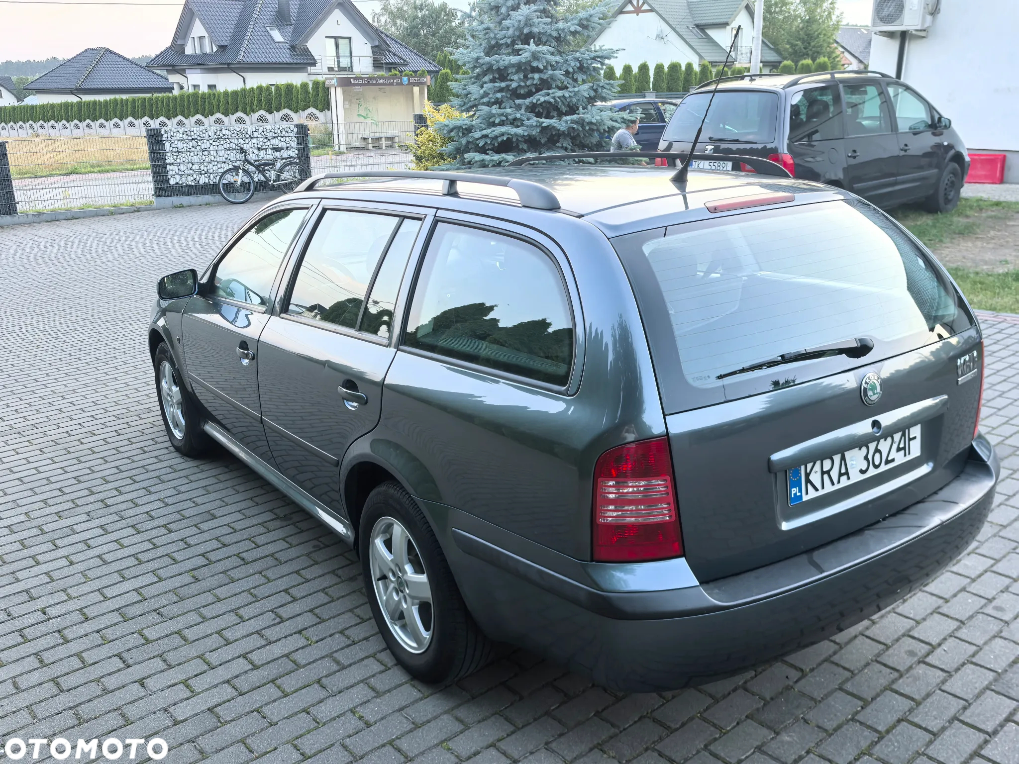 Skoda Octavia 2.0 Combi Ambiente - 8