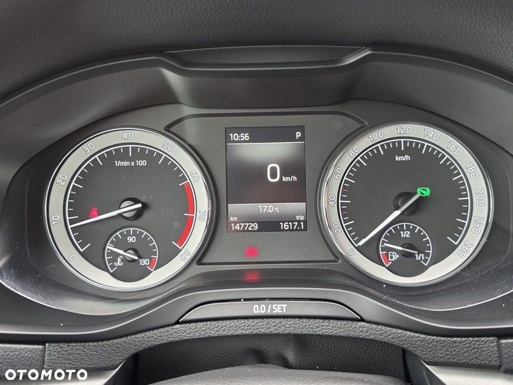 Skoda Karoq 1.5 TSI ACT 4x2 Ambition DSG - 10