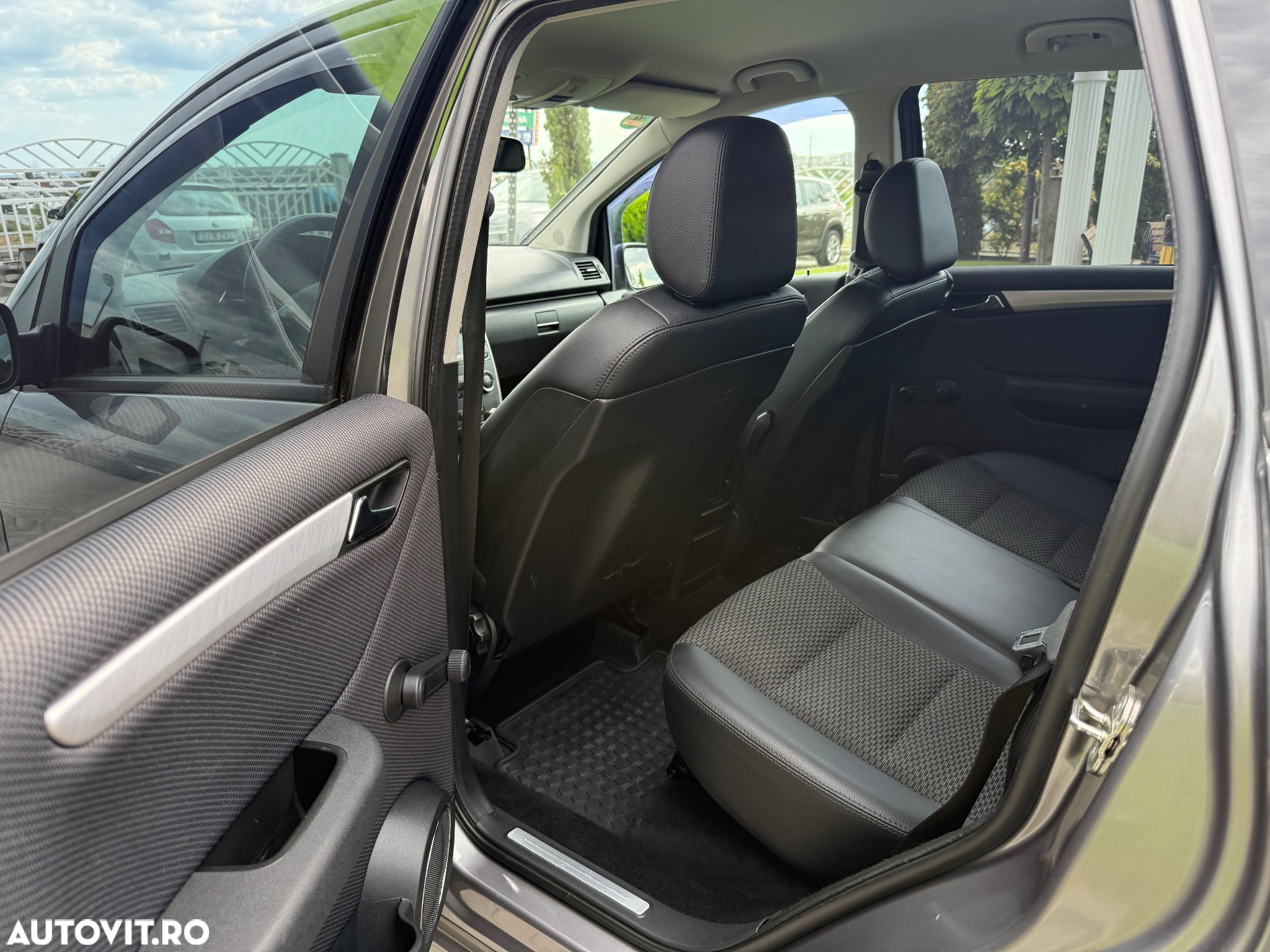Mercedes-Benz A 180 CDI Autotronic - 13