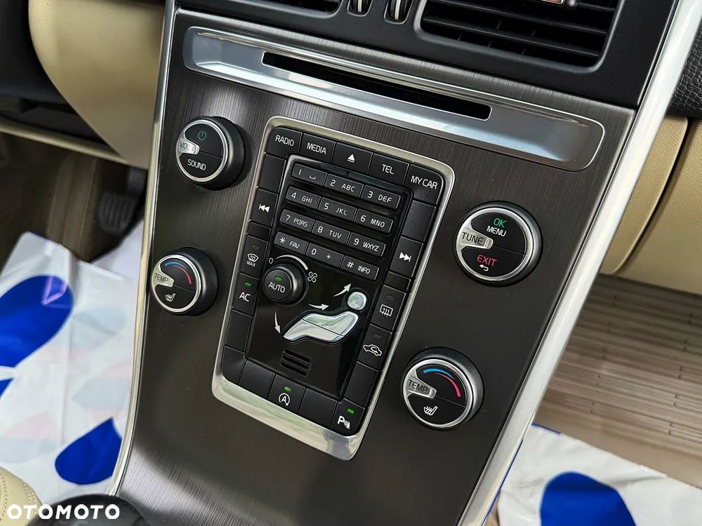 Volvo XC 60 D3 Summum - 35
