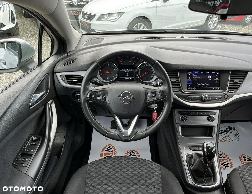 Opel Astra - 11