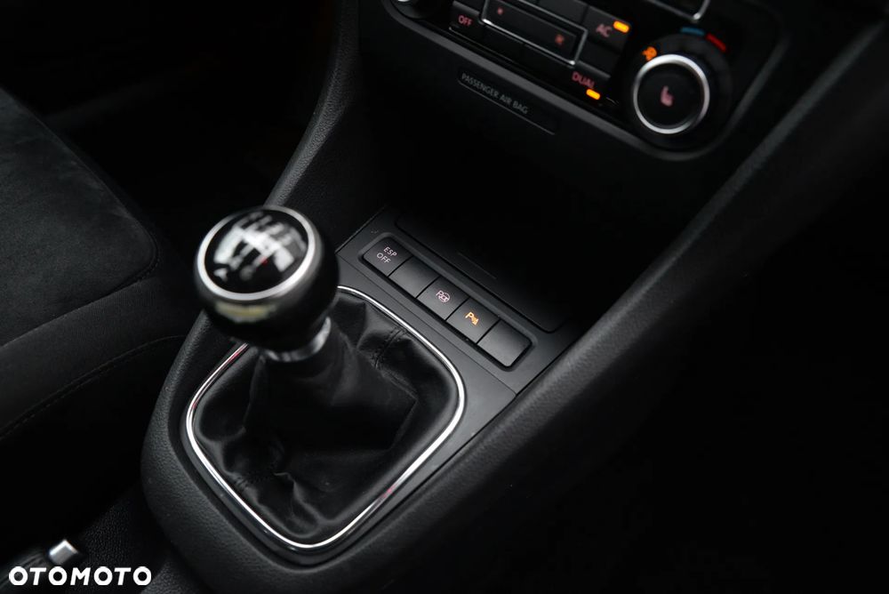 Volkswagen Golf 1.4 TSI Comfortline - 36