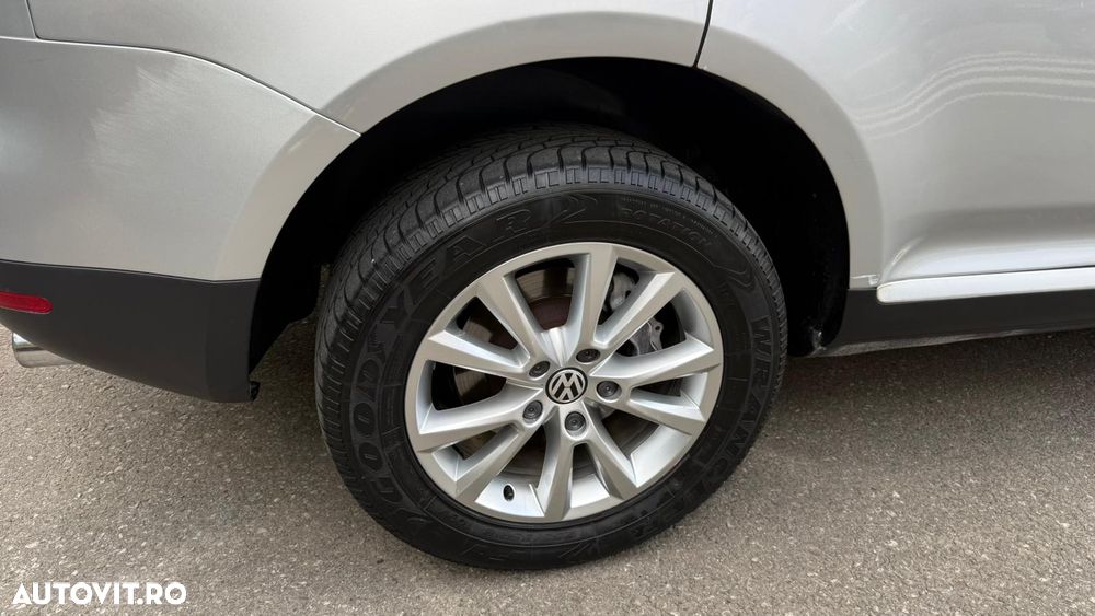Volkswagen Touareg - 5