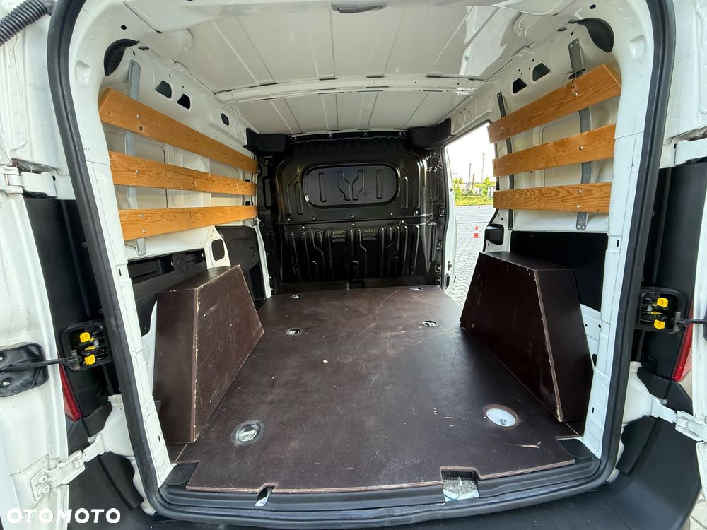 Opel COMBO 1.3 - 24
