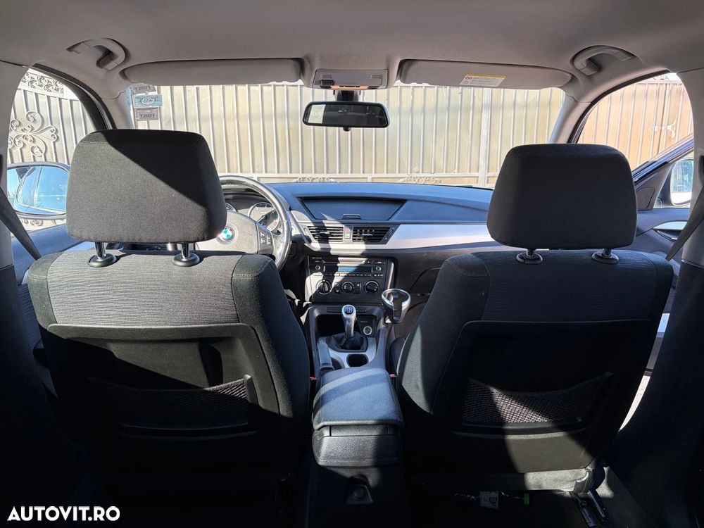 BMW X1 sDrive18d - 11