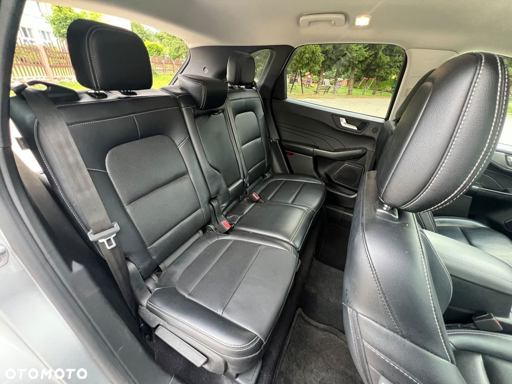 Ford Escape 2.0 EcoBoost AWD Titanium - 17